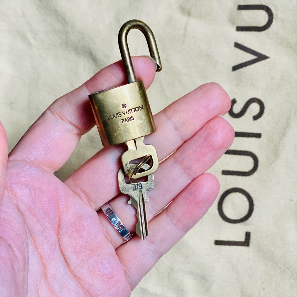 Louis Vuitton Speedy 30 Monogram - Picture 5 of 16